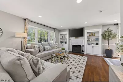 28 Spring Ridge Dr, Berkeley Heights Township, NJ 07922 - Photo 5