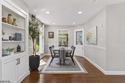 28 Spring Ridge Dr, Berkeley Heights Township, NJ 07922 - Photo 9