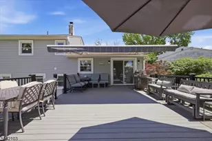 18 Stern Pl, Woodbridge Township, NJ 08863 - Photo 29