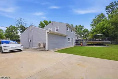 18 Stern Place, Woodbridge Township, NJ 08863 - Photo 31