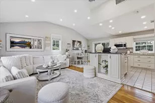 18 Stern Pl, Woodbridge Township, NJ 08863 - Photo 7