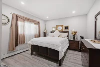18 Stern Place, Woodbridge Township, NJ 08863 - Photo 19