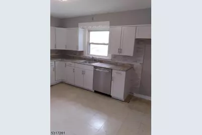81 Mountainview Blvd #A, Wayne, NJ 07470 - Photo 7