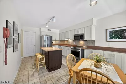 62 Manor Sq, Sparta Township, NJ 07871 - Photo 17