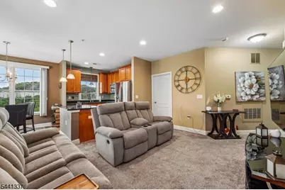 6214 Brookhaven Ct #214, Riverdale, NJ 07457 - Photo 9