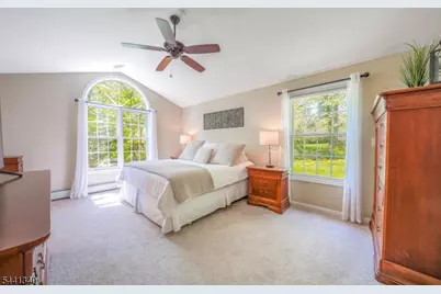 42 Chilton St, Bernardsville, NJ 07924 - Photo 3