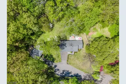 42 Chilton St, Bernardsville, NJ 07924 - Photo 5