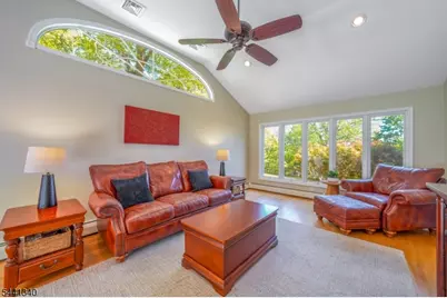 42 Chilton St, Bernardsville, NJ 07924 - Photo 15