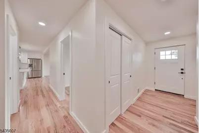 90 Chestnut St, Morristown, NJ 07960 - Photo 25