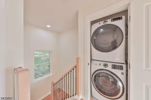 90 Chestnut St, Morristown, NJ 07960 - Photo 29