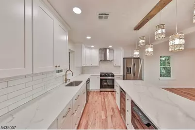 90 Chestnut St, Morristown, NJ 07960 - Photo 5