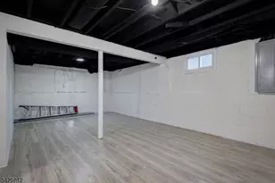 81 Hutchinson St, Clark Township, NJ 07066 - Photo 27