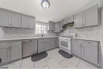 1114-1118 Magie Ave, Elizabeth, NJ 07208 - Photo 3