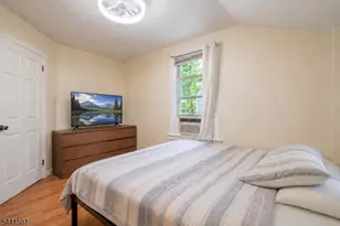 37 Fenner Ave, Clifton, NJ 07013 - Photo 13
