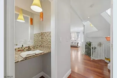726 Harbortown Blvd, Perth Amboy, NJ 08861 - Photo 13