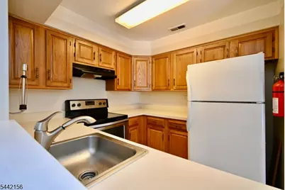 4 Cedar Court, Bedminster Township, NJ 07921 - Photo 5
