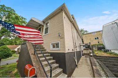 207 Van Winkle Ave, Nutley, NJ 07110 - Photo 5