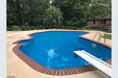13 Skyline Dr, Warren Township, NJ 07059 - Photo 25