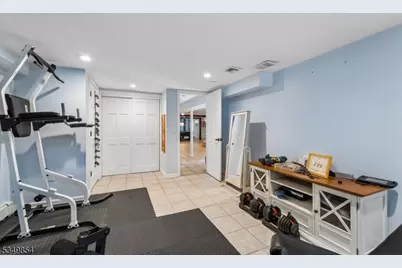 13 Skyline Dr, Warren Township, NJ 07059 - Photo 23