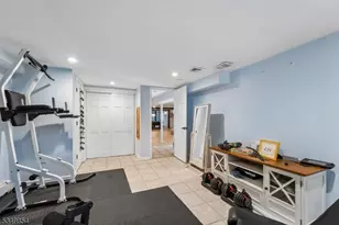13 Skyline Dr, Warren Township, NJ 07059 - Photo 23
