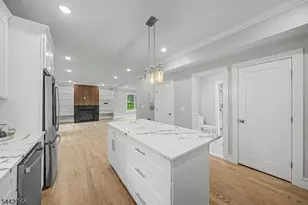 21 Willow Ave, Randolph Township, NJ 07869 - Photo 13