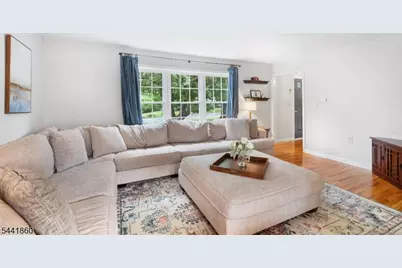 38 River Bend Rd, Clinton Township, NJ 08809 - Photo 11