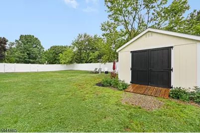 38 River Bend Rd, Clinton Township, NJ 08809 - Photo 27