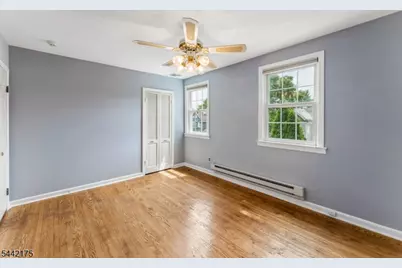 33 Myrtle Ave, Nutley, NJ 07110 - Photo 19