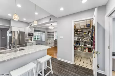 33 Myrtle Ave, Nutley, NJ 07110 - Photo 11
