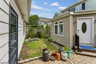33 Myrtle Ave, Nutley, NJ 07110 - Photo 31