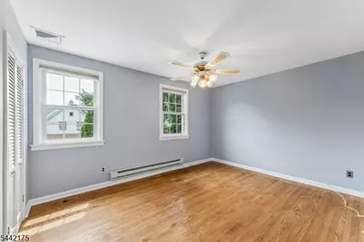 33 Myrtle Ave, Nutley, NJ 07110 - Photo 21