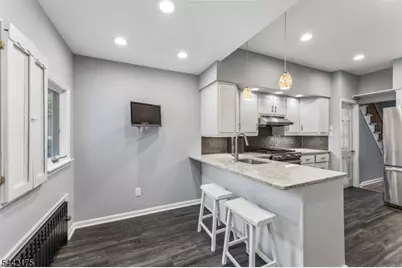 33 Myrtle Ave, Nutley, NJ 07110 - Photo 9