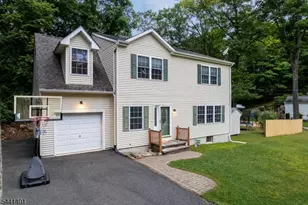 13 Cranberry Ledge Rd, Byram Township, NJ 07821 - Photo 3