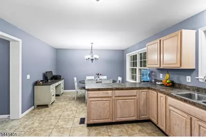 13 Cranberry Ledge Rd, Byram Township, NJ 07821 - Photo 9