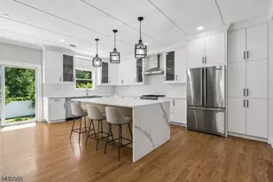 37 Burnet St, Livingston, NJ 07039 - Photo 7