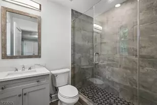 37 Burnet St, Livingston, NJ 07039 - Photo 33