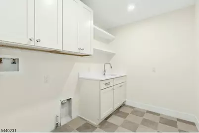 155 Dogwood Ln, Berkeley Heights Township, NJ 07922 - Photo 39