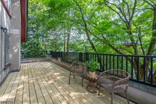16 Upper Mountain Ave, Montclair, NJ 07042 - Photo 25