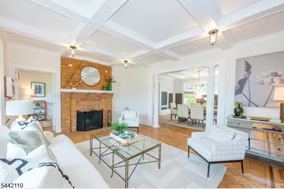 16 Upper Mountain Ave, Montclair, NJ 07042 - Photo 5