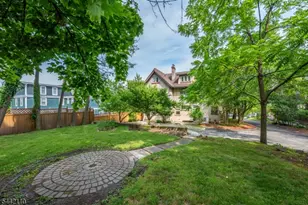 16 Upper Mountain Ave, Montclair, NJ 07042 - Photo 35