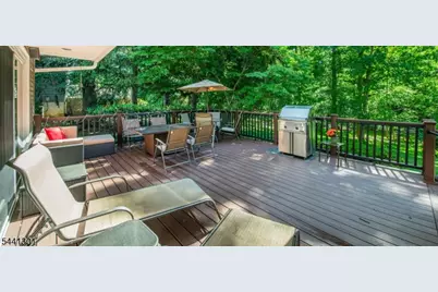 18 Teak Rd, Wayne, NJ 07470 - Photo 21