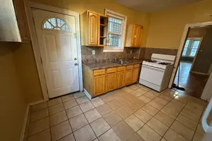 132 Chester Ave, Newark, NJ 07104 - Photo 3