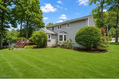 69 Penwood Dr, New Providence, NJ 07974 - Photo 9