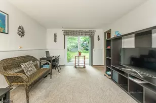 309 Knox Way, Hopatcong, NJ 07843 - Photo 13