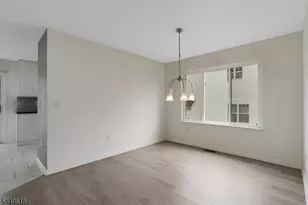 450 Vanderveer Rd, Bridgewater, NJ 08807 - Photo 7