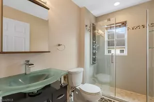 450 Vanderveer Rd, Bridgewater, NJ 08807 - Photo 31