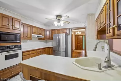 554 Green Pond Rd, Rockaway Township, NJ 07866 - Photo 15