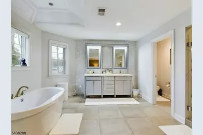 301 Garrett Rd, Mountainside, NJ 07092 - Photo 21