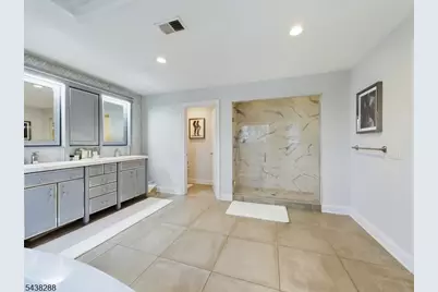 301 Garrett Rd, Mountainside, NJ 07092 - Photo 23