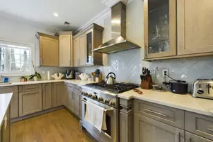 301 Garrett Rd, Mountainside, NJ 07092 - Photo 11